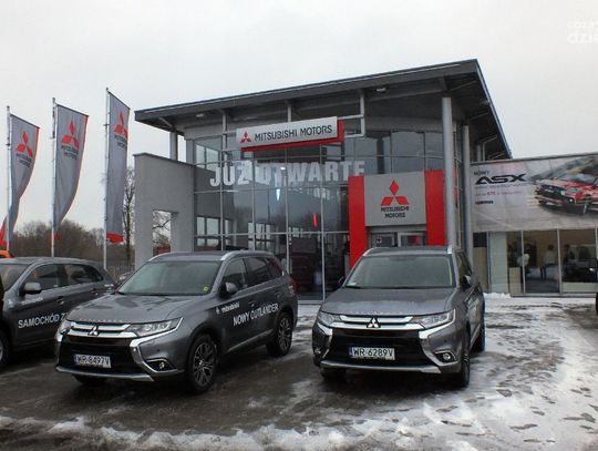 Dixi Car - otwarcie salonu Mitsubishi i premiera Mitsubishi ASX Dixi Car - otwarcie salonu Mitsubishi i premiera Mitsubishi ASX