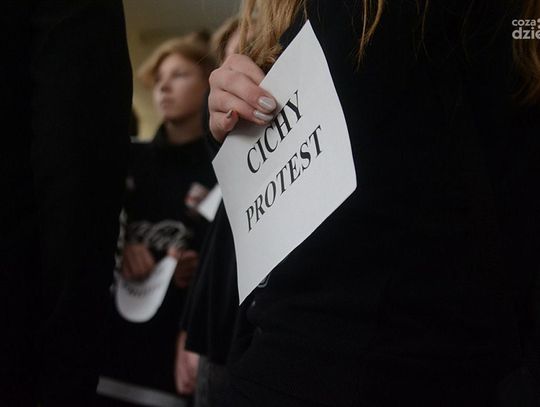 Cichy protest w PG 4