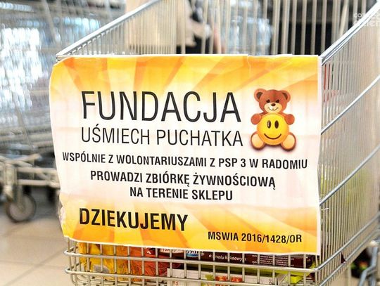 Zbiórka żywności przez Fundację Uśmiech Puchatka
