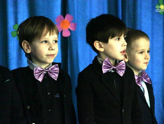 Dzień Kobiet w Dwujęzycznej Szkole Podstawowej nr 1 przy ul. Radomskiego