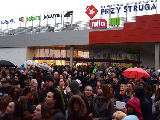 Otwarcie  Centrum Handlowego przy Struga cz.II