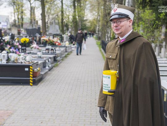 Kwesta wielkanocna na Cmentarzu Rzymskokatolickim Kwesta wielkanocna na Cmentarzu Rzymskokatolickim