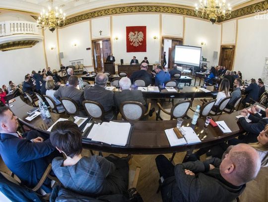 Sesja Rady Miejskiej na temat szpitala