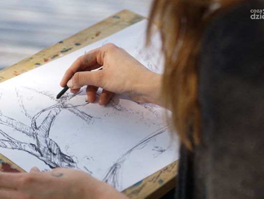 Warsztaty rysowania węglem
