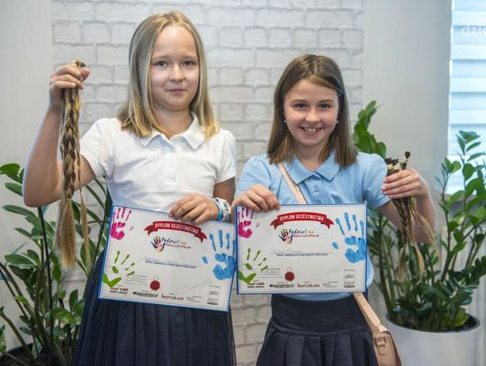 "Podziel się dzieciństwem" - akcja w salonie "Fryzjerzy"