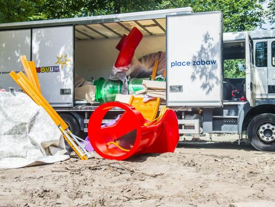 Nowy plac zabaw w parku na Plantach nabiera kształtu