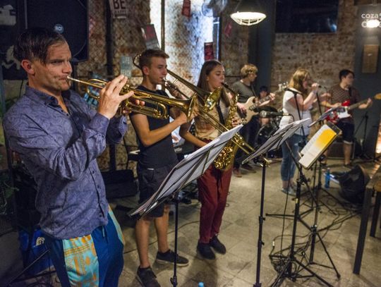 Old Town Connection w Cargo