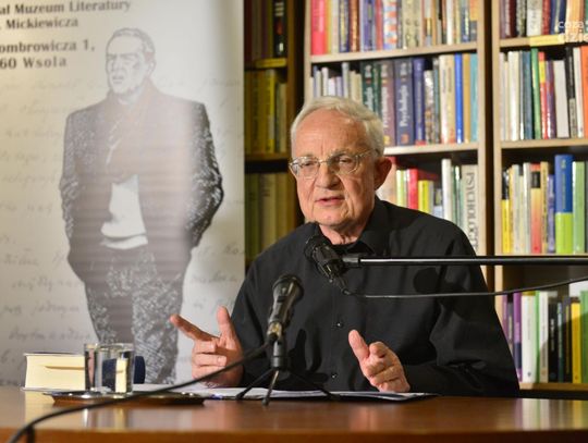 Wykład profesora A.Fiuta w Miejskiej Bibliotece Publicznej