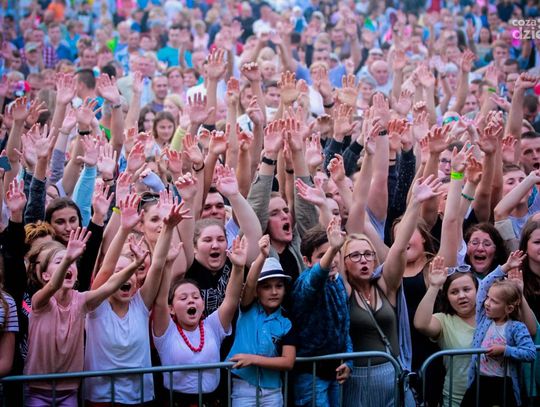 Playboys na dożynkach w Chwałowicach