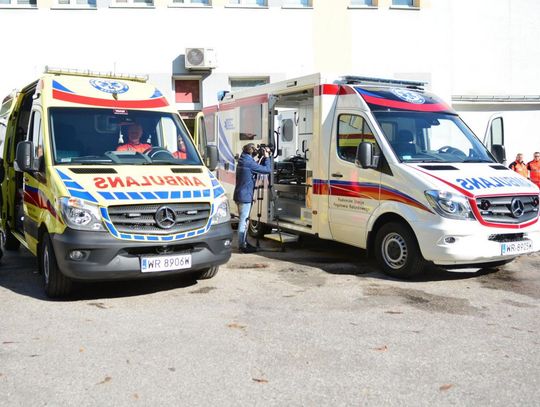 Dwie nowe karetki w radomskim pogotowiu