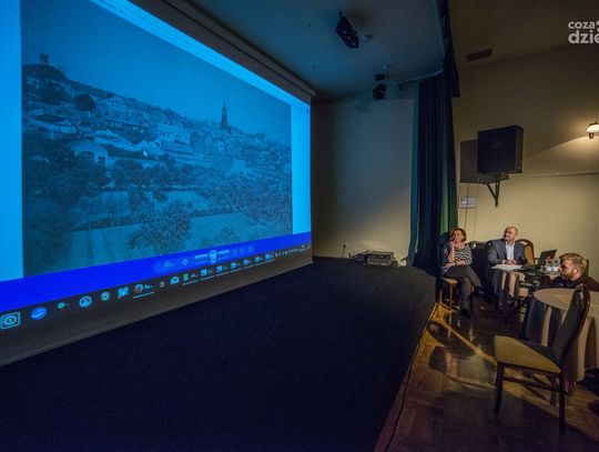 "Retrospotkanie" w Resursie "Retrospotkanie" w Resursie