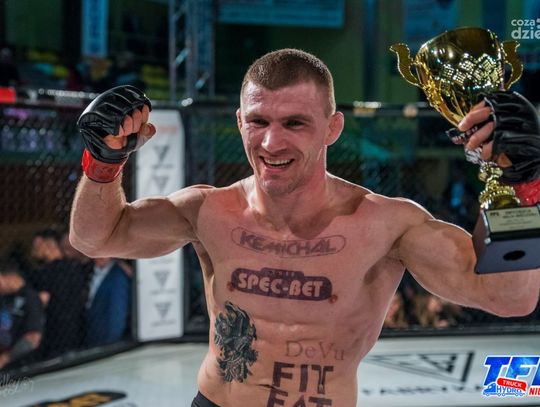 Gala MMA TFL Hydro Truck Night