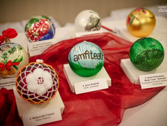 Licytacja bombek oraz koncert Atom String Quartet