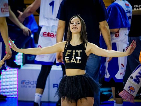 Cheerleaders Radom na meczu ROSA - Czarni Słupsk