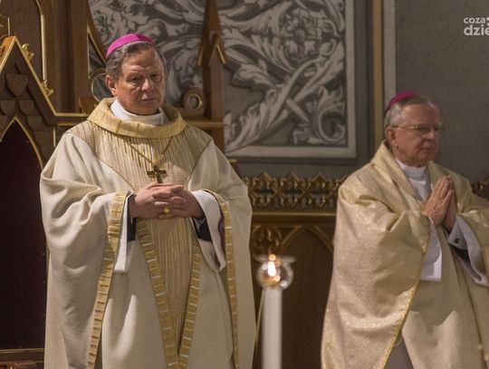 Srebrny jubileusz ks. biskupa Henryka Tomasika Srebrny jubileusz ks. biskupa Henryka Tomasika