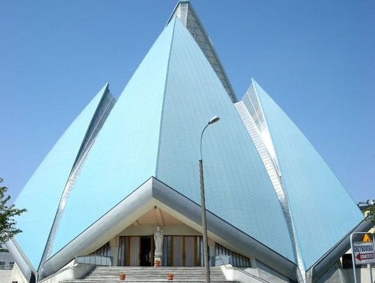 Parafia Matki Bożej Królowej Świata