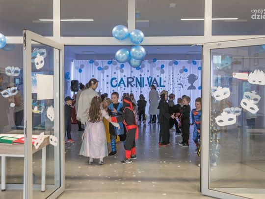 Bal karnawałowy w Dwujęzycznej Szkole Podstawowej nr 1 Bal karnawałowy w Dwujęzycznej Szkole Podstawowej nr 1