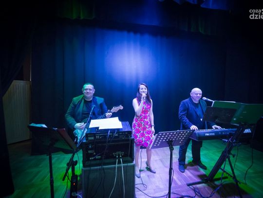 Ostatnia w tym karnawale "Niedzielna Potańcówka"