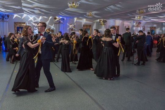 Studniówki 2018 - przeżyjmy to jeszcze raz Studniówki 2018 - przeżyjmy to jeszcze raz