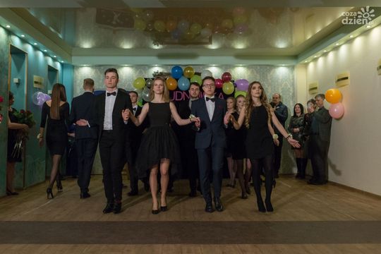 Studniówki 2018 - przeżyjmy to jeszcze raz Studniówki 2018 - przeżyjmy to jeszcze raz