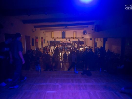 Turniej tańca break dance "Radomskie Dwójki" w Domu Kultury Idalin