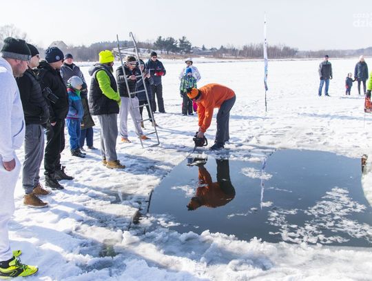 Morsowanie w zalewie w Jastrzębiu Morsowanie w zalewie w Jastrzębiu