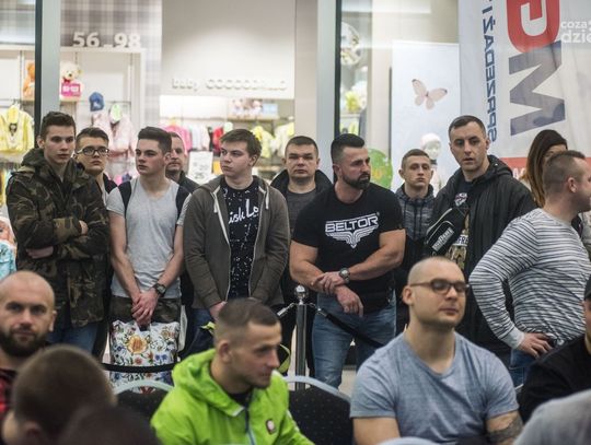 Babilon MMA 3 - ceremonia ważenia Babilon MMA 3 - ceremonia ważenia