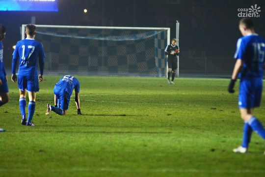 Emocje w klatce i ważne zwycięstwa. Dobry weekend radomskich drużyn!