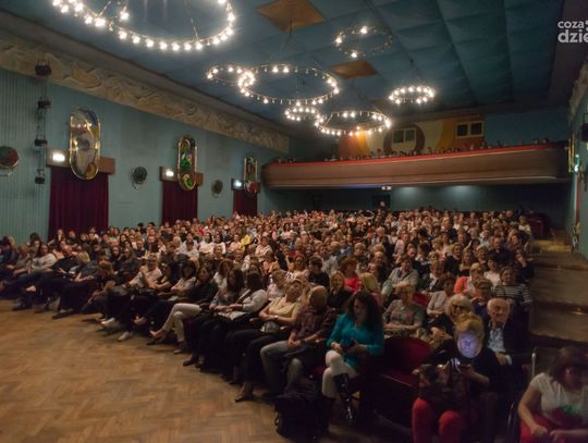 Michał Szpak zaśpiewał w Sali Koncertowej Radomskiej Orkiestry Kameralnej