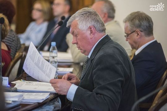 Najlepsze teksty radnych z sesji nadzwyczajnej