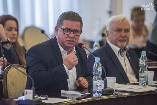 Najlepsze teksty radnych z sesji nadzwyczajnej