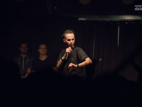 Kękę z płytą "To Tu" w Strefie G2 Kękę z płytą "To Tu" w Strefie G2