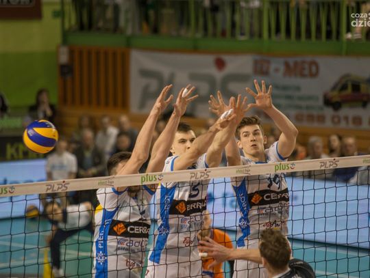 Cerrad Czarni rozgrzewali MOSiR. Sezon "Wojskowych" na zdjęciach!