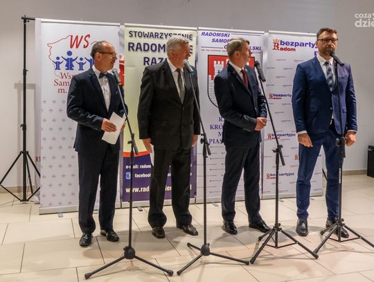 Bezpartyjni połączyli siły pod wspólnym szyldem
"Bezpartyjni Radomianie" Bezpartyjni połączyli siły pod wspólnym szyldem
"Bezpartyjni Radomianie"