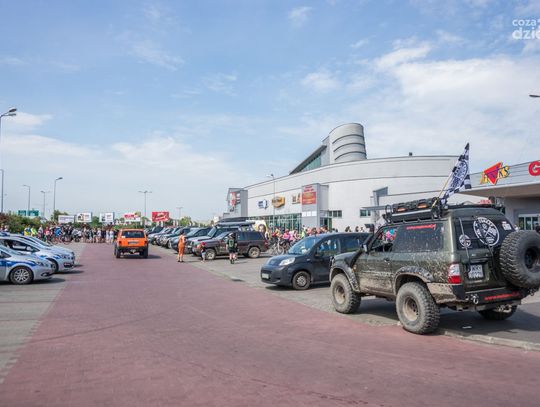 Masa atrakcji na pikniku offroadowym "Jedziemy dla Krzysia"