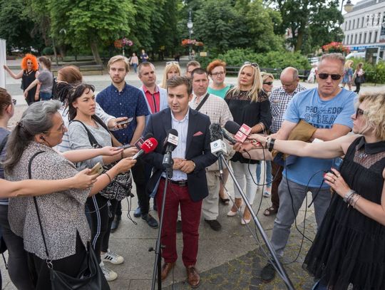 Kukiz'15 wskazuje w jaki sposób "Miasto" mogłoby pomóc osobom niepełnosprawnym Kukiz'15 wskazuje w jaki sposób "Miasto" mogłoby pomóc osobom niepełnosprawnym