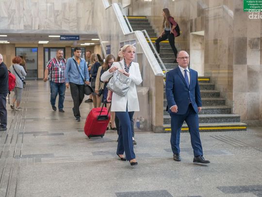 Podpisanie umowy o dofinansowanie na remont linii kolejowej pomiędzy Warką i Radomiem.