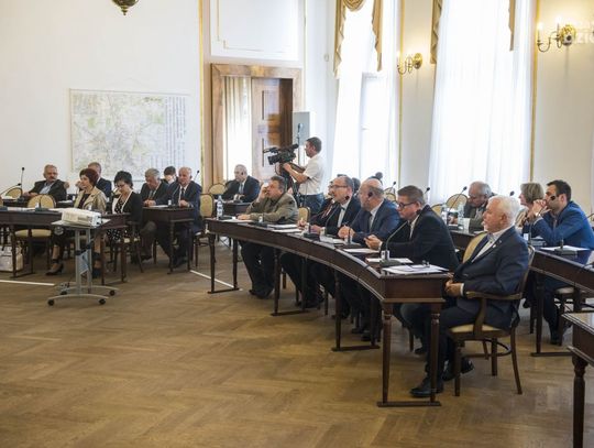 75. nadzwyczajna sesja Rady Miejskiej 75. nadzwyczajna sesja Rady Miejskiej