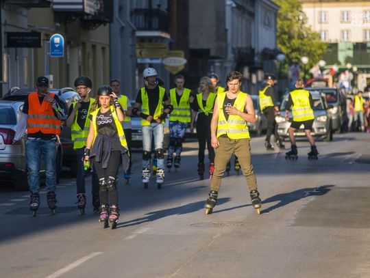 "W miasto jedziemy!" - przejazd rowerowo-rolkowy ulicami centrum Radomia "W miasto jedziemy!" - przejazd rowerowo-rolkowy ulicami centrum Radomia