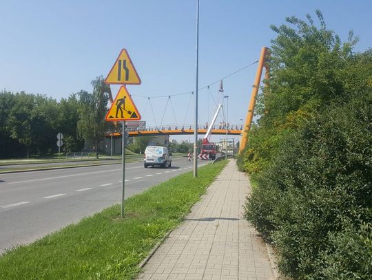 Remont kładki nad ul Szarych Szeregów Remont kładki nad ul Szarych Szeregów