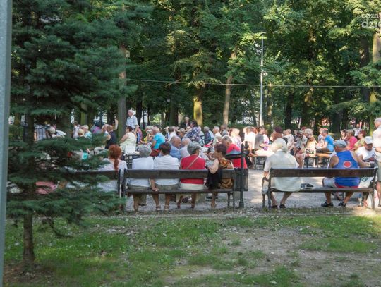 Wtorkowy "Taniec Pod Gwiazdami"