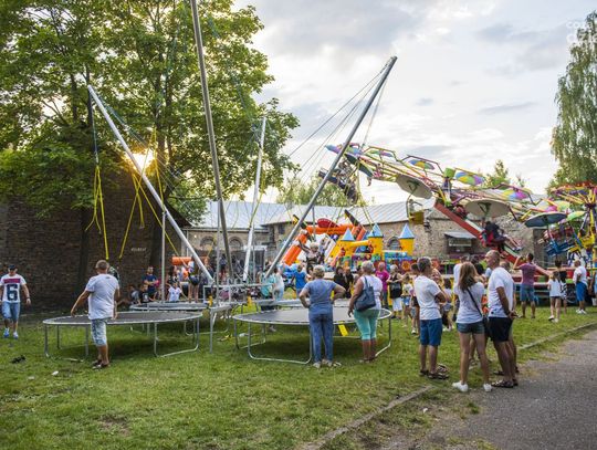 XVII Święto Żelaza i Stali w Chlewiskach (zdjęcia) XVII Święto Żelaza i Stali w Chlewiskach (zdjęcia)