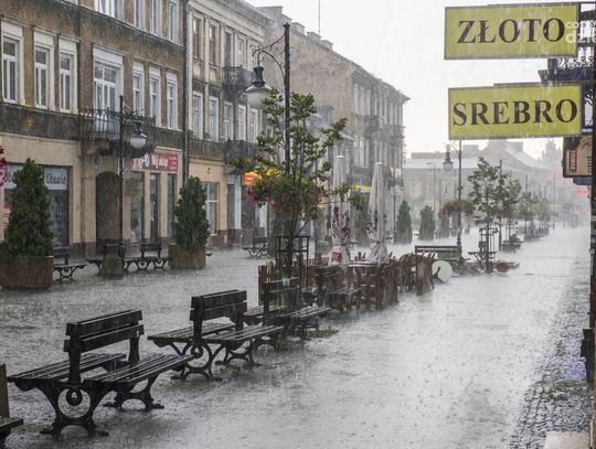 Skutki burzy nad Radomiem (zdjęcia) Skutki burzy nad Radomiem (zdjęcia)