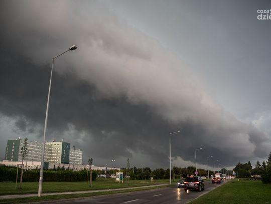 Skutki burzy, która przeszła nad Radomiem Skutki burzy, która przeszła nad Radomiem