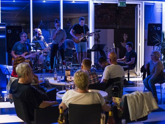 Funky Vibes w Cafe Elektrownia