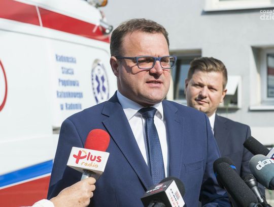 Ogłoszenie przetargu na zakup 3 nowych karetek dla pogotowia (zdjęcia) Ogłoszenie przetargu na zakup 3 nowych karetek dla pogotowia (zdjęcia)