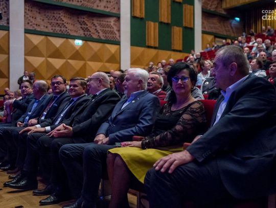 Uroczysta prezentacja albumu "Radomskie Skrzydła w Służbie Niepodległej" 