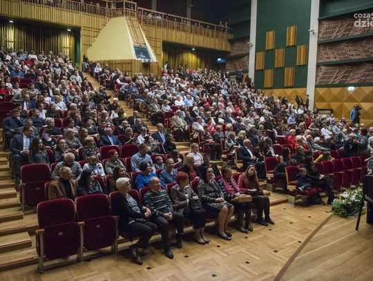Muzyka polska w wykonaniu orkiestry symfonicznej w w ZSM (zdjęcia)