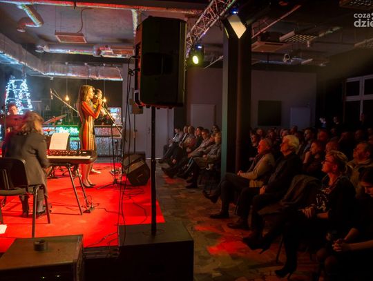 Koncert Kari Sal i Adam Bałdych w radomskim Amfiteatrze Koncert Kari Sal i Adam Bałdych w radomskim Amfiteatrze