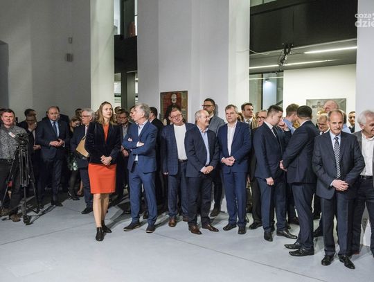 Spotkanie świąteczne władz miasta z organizacjami biznesowymi i E.Leclerc Radomką Radom (zdjęcia)